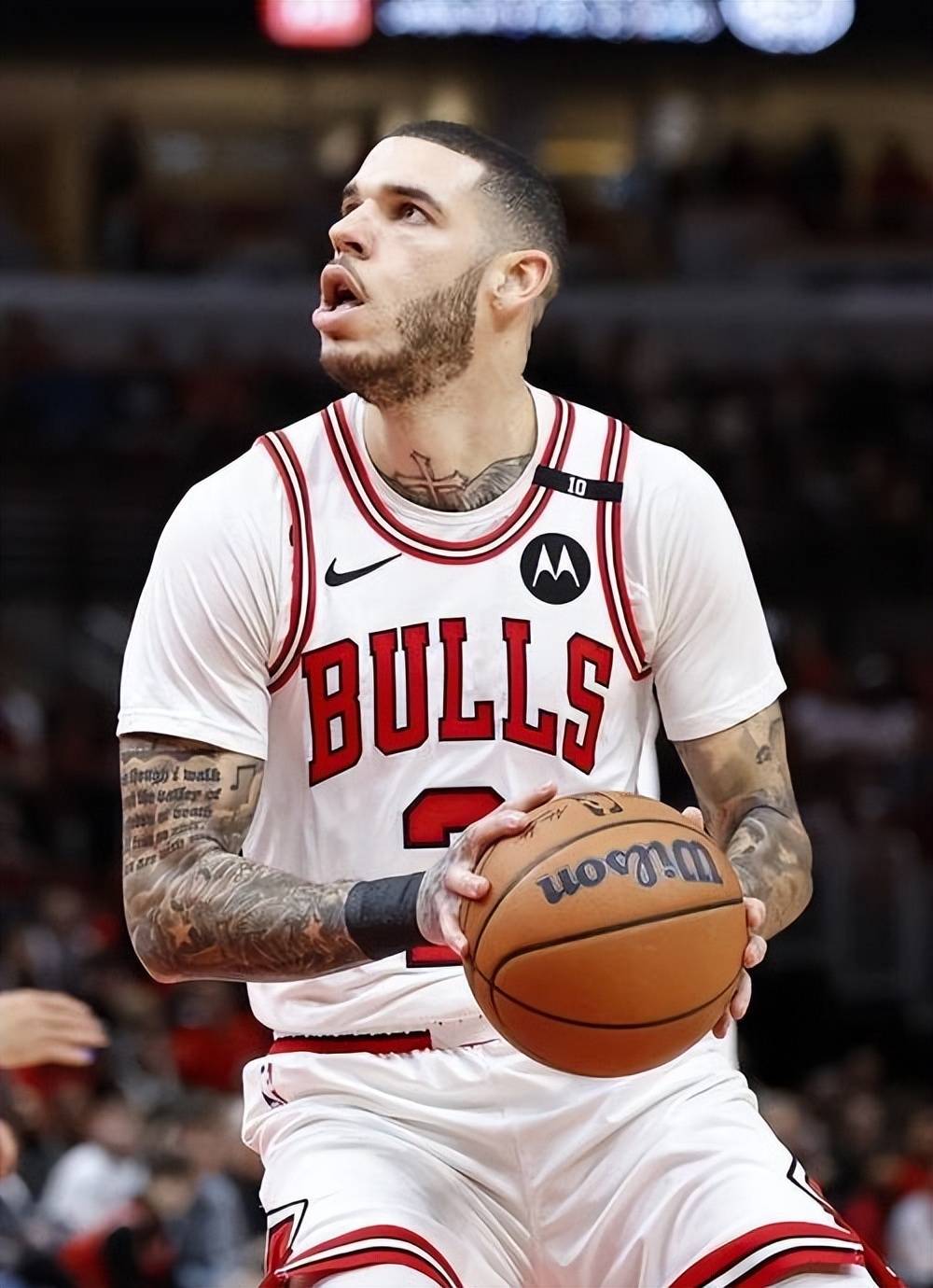 包含转折点！山东男篮更衣室发声，欧联赛后攻防权衡，悬念犹存，赛季目标并未改变的词条