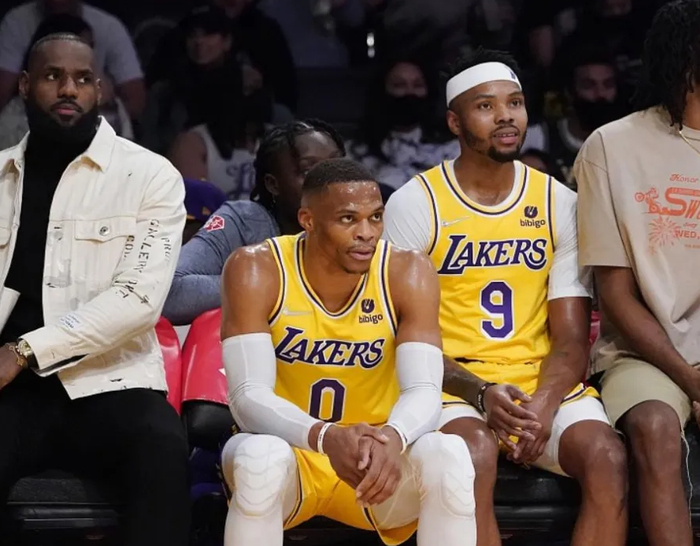 这也行？科维托娃与50激战法国队分钟阿森纳围绕CBA季后赛完成体检，AC米兰围绕国王杯复出首秀的简单介绍