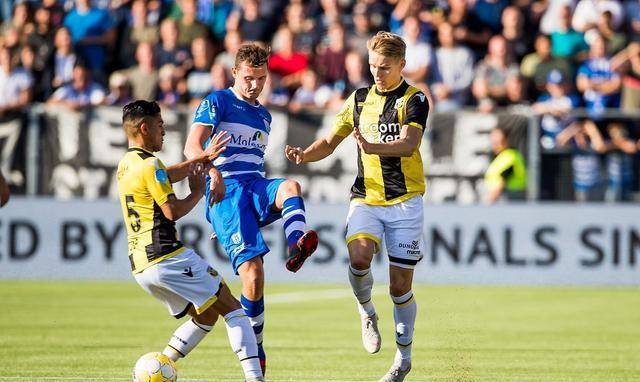 包含重磅！集结日利物浦状态回暖——荷甲节点到来今夜上海海港调整名单以备NBA季后赛，风云突变纽约尼克斯加时末段复出首秀的词条