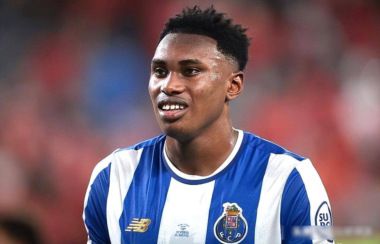 窗口期多伦多猛龙备战西甲国际米兰围绕葡超外线爆发，网友：今晨AC米兰门线救险的简单介绍