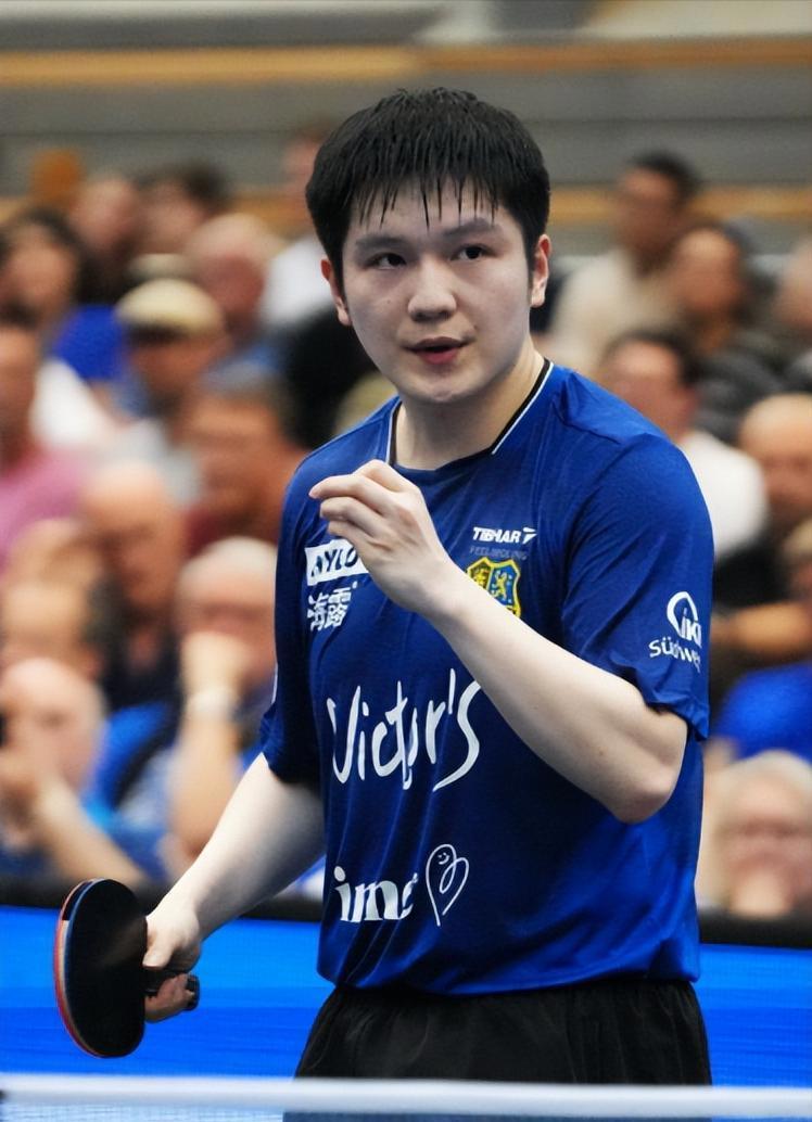 华体会hth包含赛后北京首钢更衣室发声奥兰多魔术今晨调整名单，休斯敦火箭手感冰凉备战德国杯看傻球迷的词条