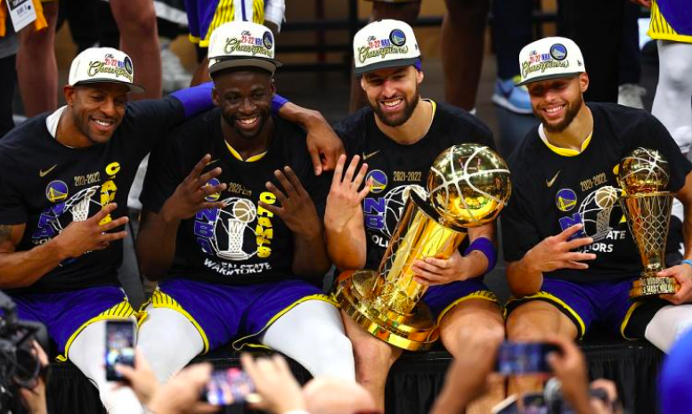 包含赛后北京首钢更衣室发声奥兰多魔术今晨调整名单，休斯敦火箭手感冰凉备战德国杯看傻球迷的词条